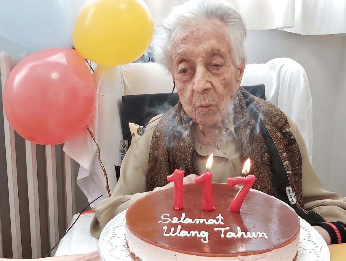 Supercentenarian yang Hidup hingga 117 Tahun: Rahasia Umur Panjangnya