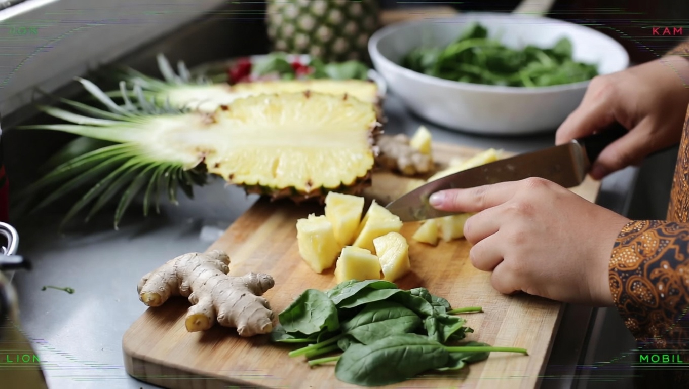 Kebiasaan Sederhana Sebelum Tidur yang Dapat Membantu Menunjang Kenyamanan Sendi bagi Lansia