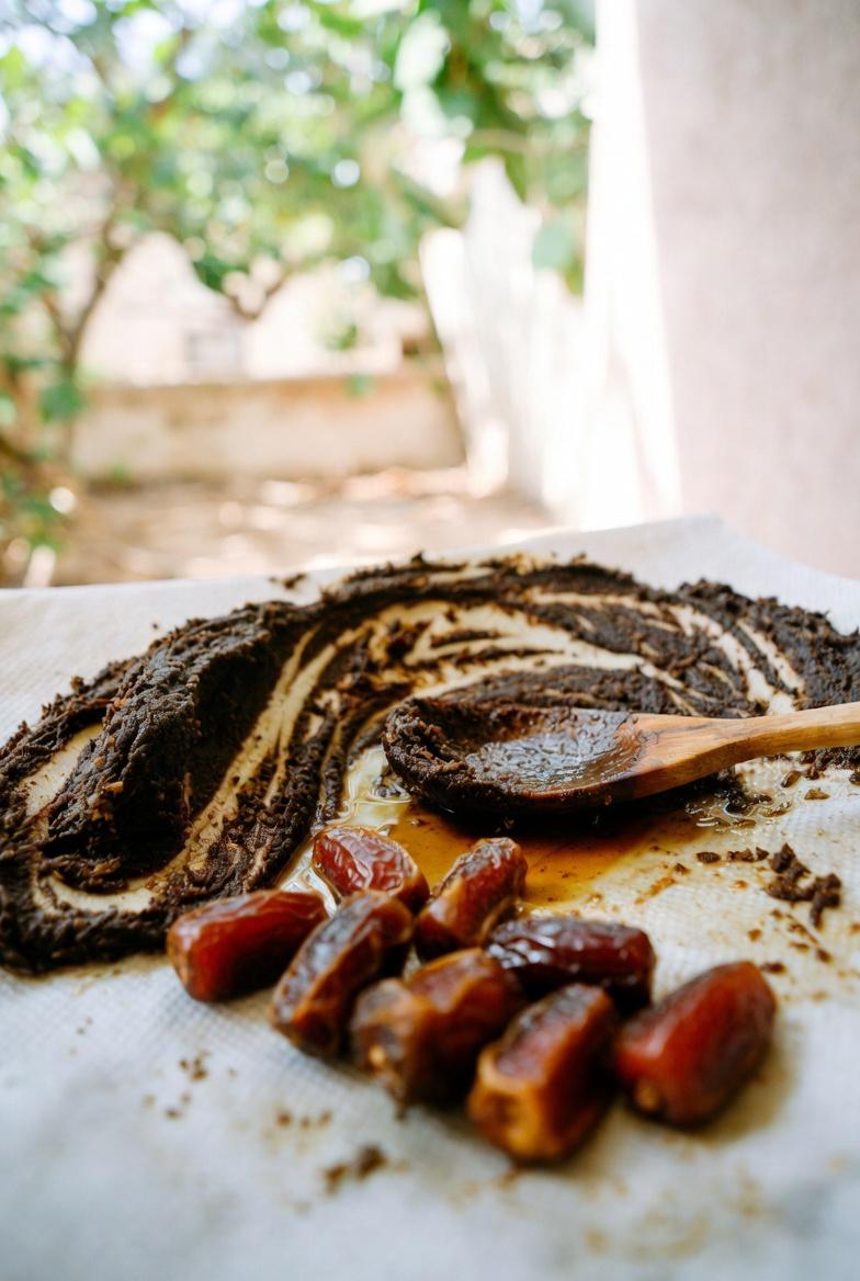 Hentikan Kehilangan Massa Tulang Sebelum Terlambat! Kurma: Sekutu Alami untuk Menguatkan Tubuh Anda Hari demi Hari